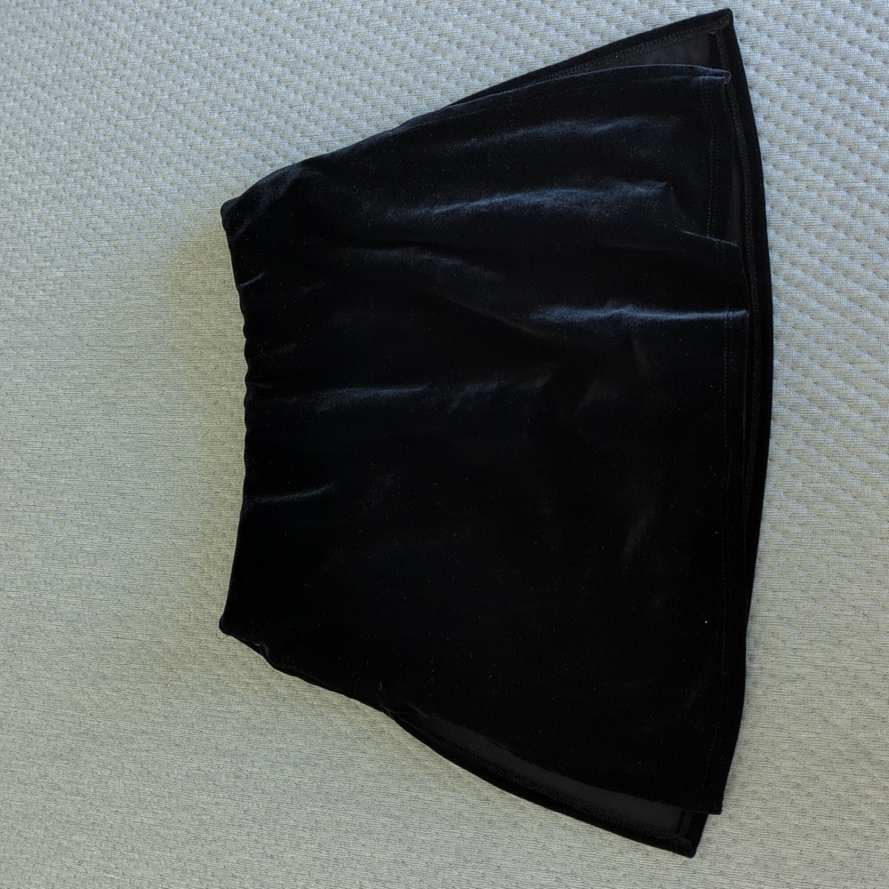 Velvet double slit mini skirt